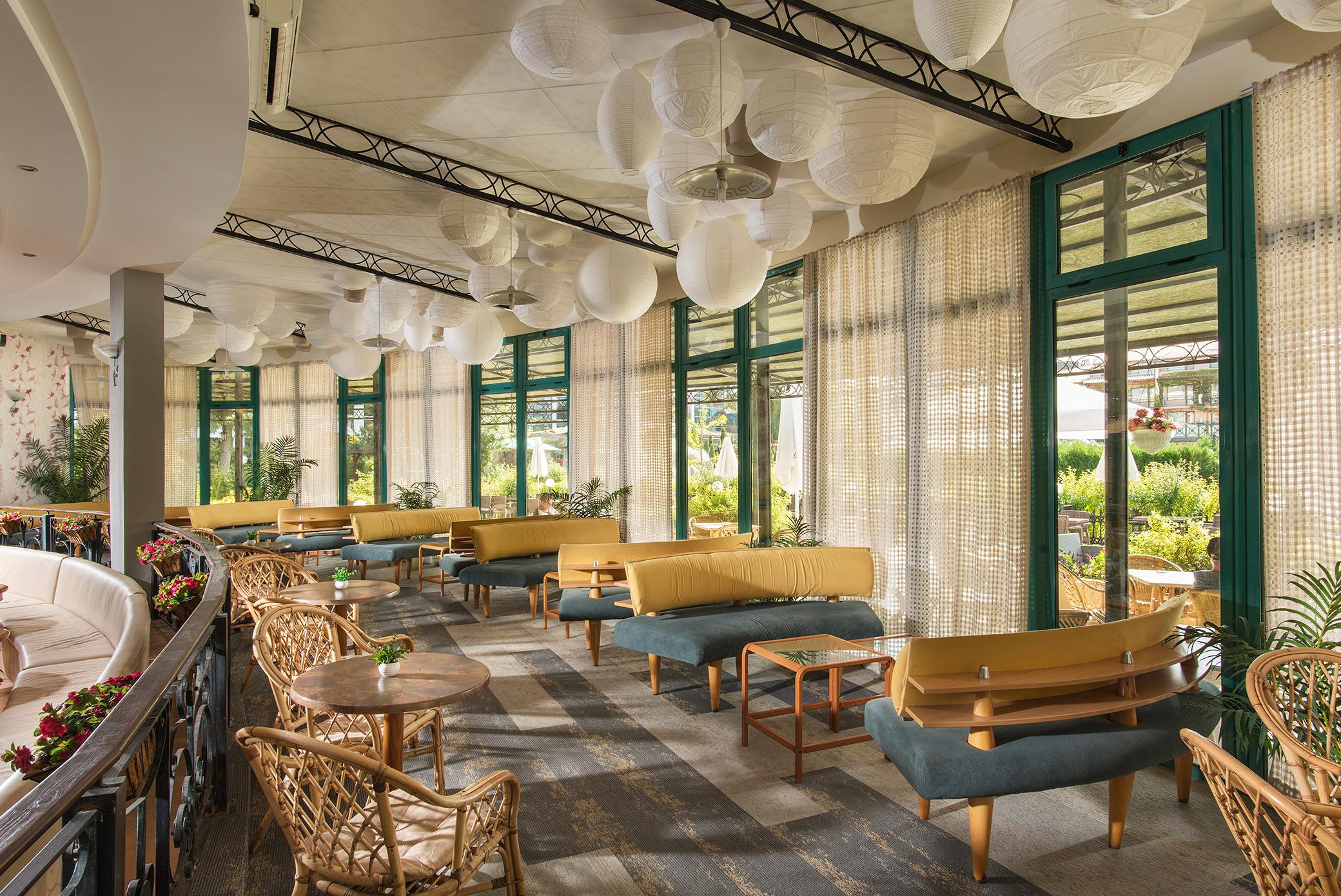 Hotel Club Sunny 4*